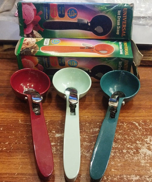 Universal ice cream scoop