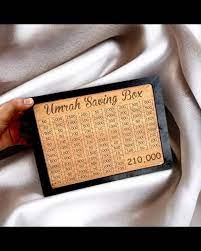 Umrah Saving Box - Wooden Islamic Money Saving Box - 280 Days Hajj & Umrah Savings Box Plan - Daily Halal Pilgrimage Fund Jar - Muslim Gift Idea - Step Closer to Umrah Every Day